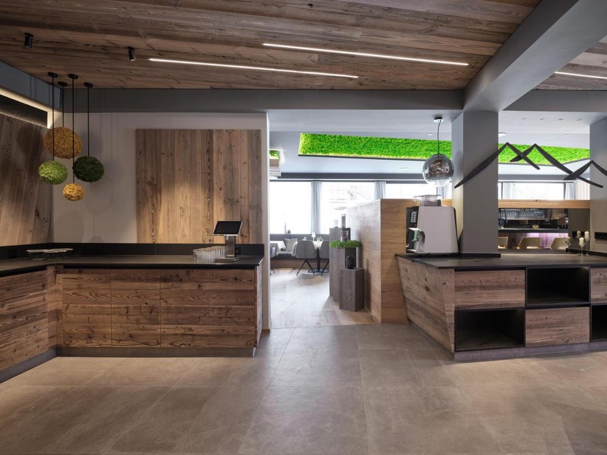 Hotel & Appartements Heigenhauser Waidring Bagian luar foto