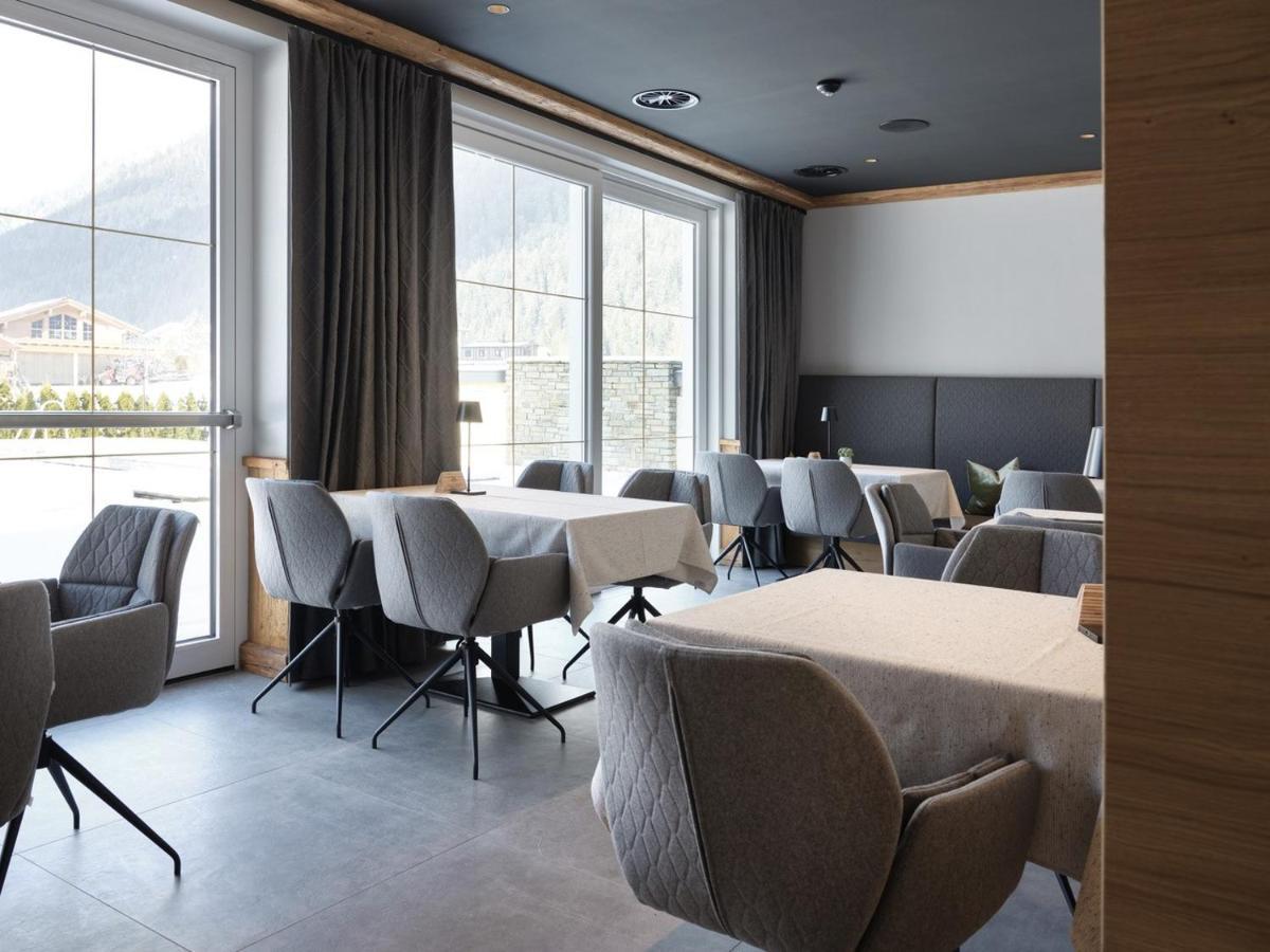 Hotel & Appartements Heigenhauser Waidring Bagian luar foto