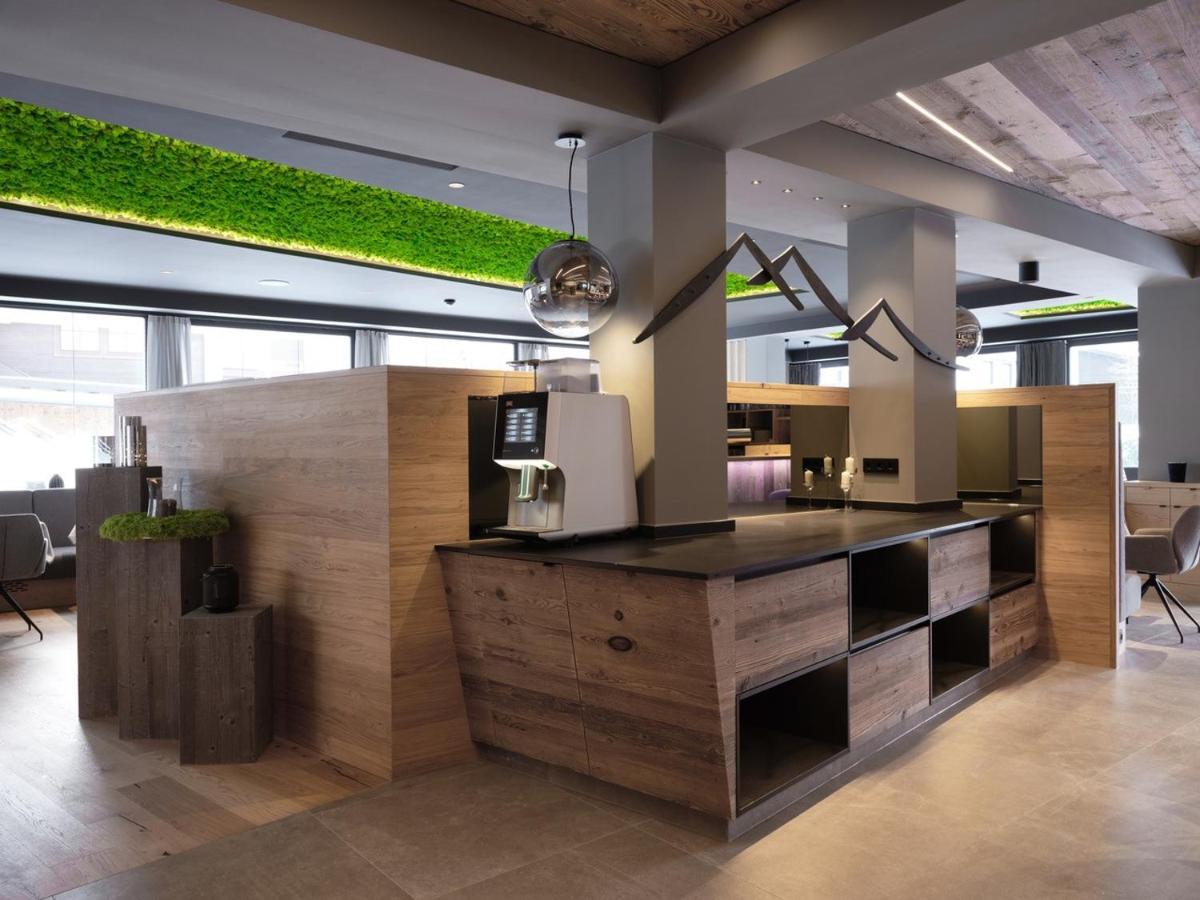 Hotel & Appartements Heigenhauser Waidring Bagian luar foto