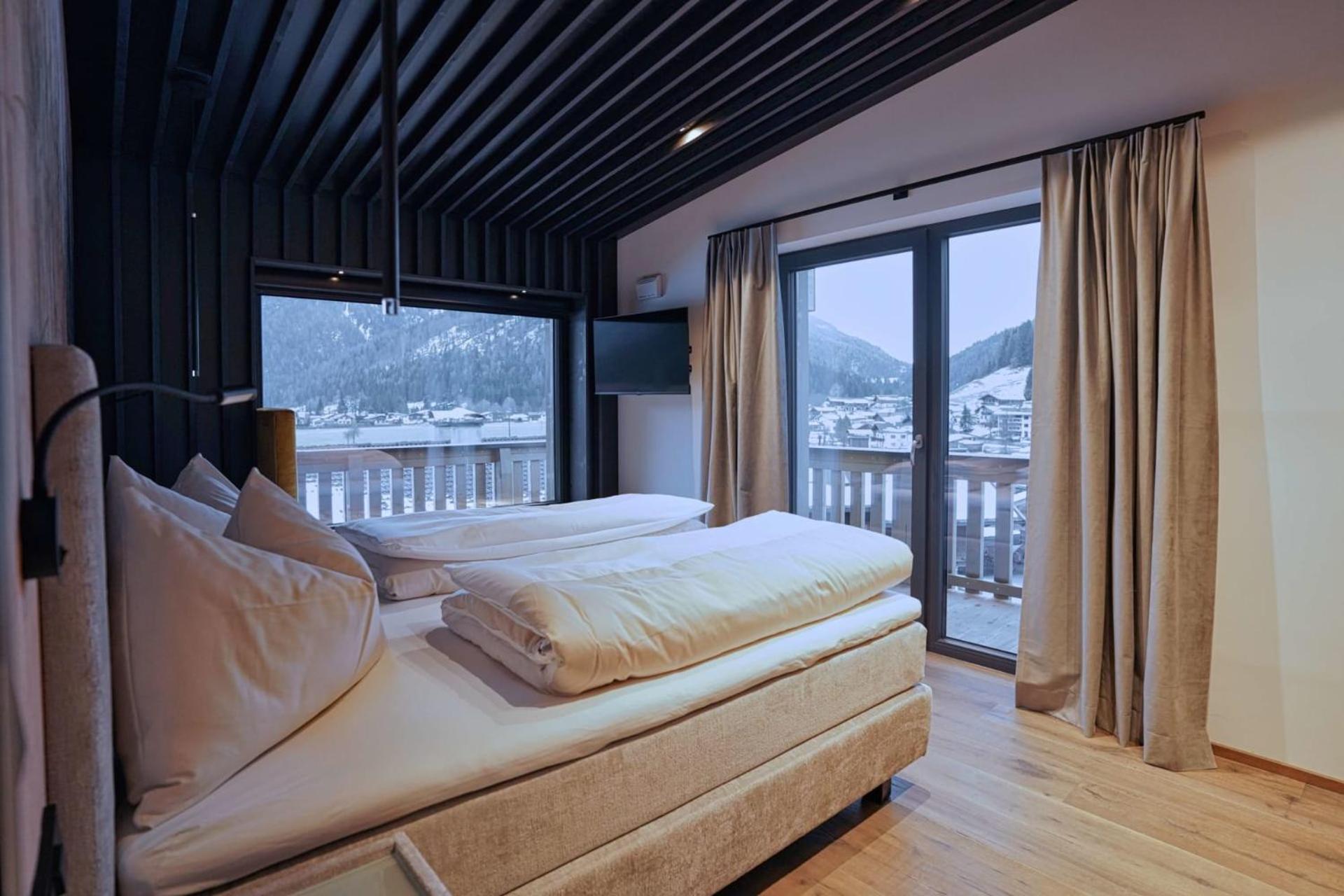 Hotel & Appartements Heigenhauser Waidring Bagian luar foto