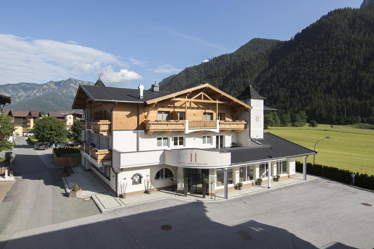 Hotel & Appartements Heigenhauser Waidring Bagian luar foto
